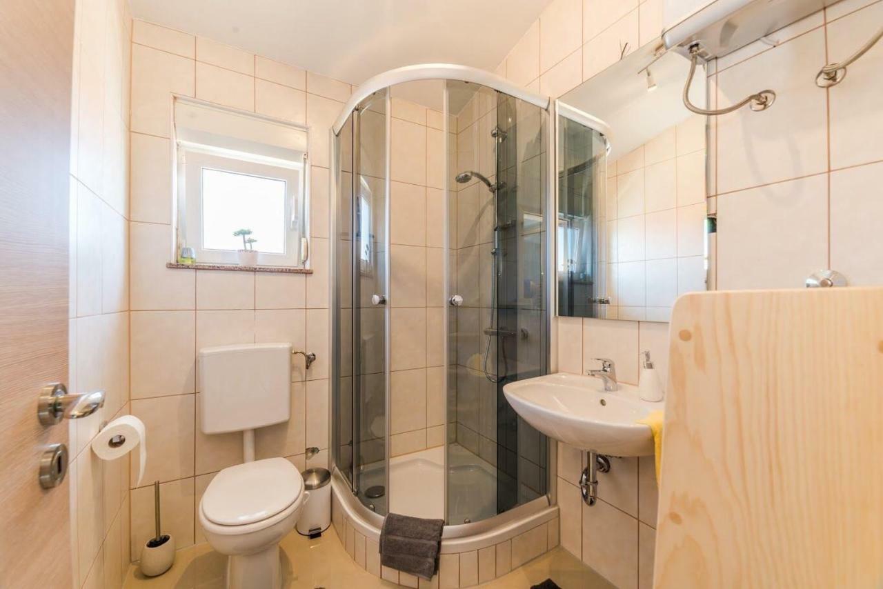 Apartments Vam Вир Екстер'єр фото
